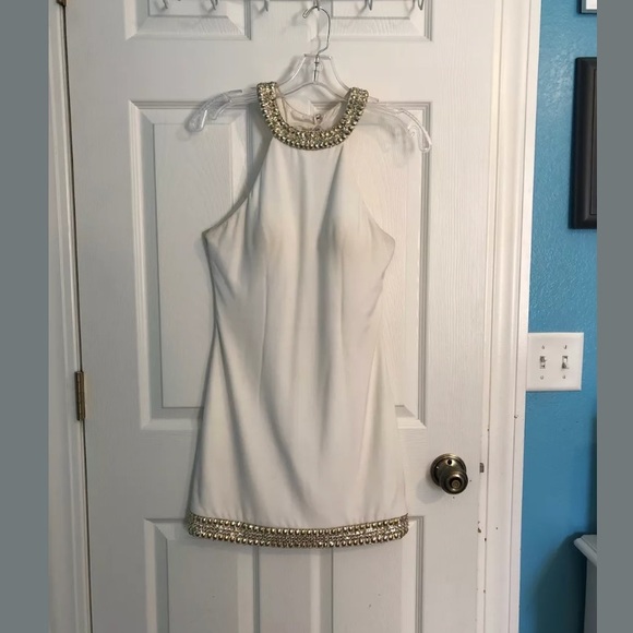 white homecoming dress size 6 - Picture 2 of 5